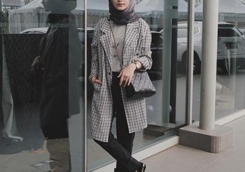 Contek 7 Style Kasual Selebgram Hijab Memakai Blazer yang Bisa Kita Pakai Sehari-hari