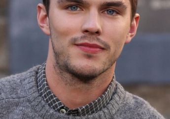 Nicholas Hoult: Pengalaman Paling Memalukan Dan Jawaban Random Lainnya