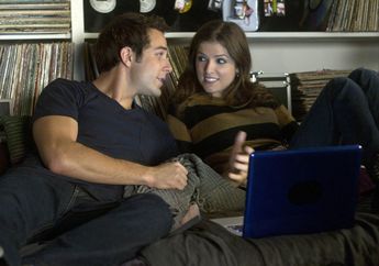 10 Things A Girlfriend Should Do