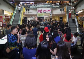 Girls Shopping Marathon: Belanja sambil olahraga