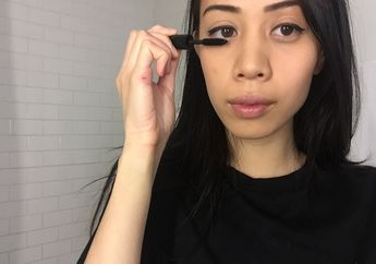 2 Cara Simpel Menggunakan Maskara Sebagai Eyeliner