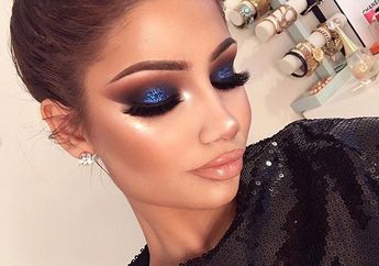 5 Tips Memakai Makeup Gliter Biar Enggak Terlihat Berlebihan & Norak