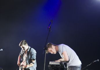 Foster the people live in concert
