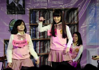 VIDEO - Melody JKT48: Terbata-bata Mengenang Manager JKT48 Yang Bunuh Diri