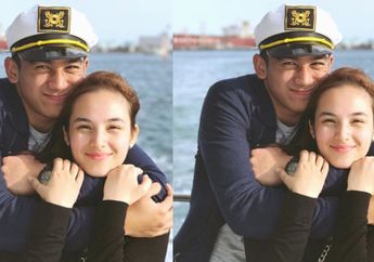 Sukses Bikin Baper, Inilah Gaya Kompak Chelsea Islan dan Daffa Wardhana Saat Gala Premiere Ayat Ayat Cinta 2, Netizen : &ldquo;Mukanya Mirip Banget!&rdquo;