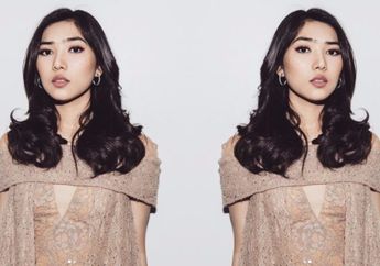 Benyanyi di Konser 'Ayat-Ayat Cinta 2', Isyana Sarasvati Tampil Cantik dan Elegan