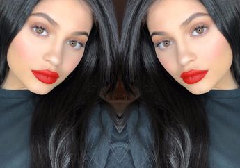 Wow! Kylie Jenner Keluarkan Concealer Penyamar Kantung Mata Untuk Pencinta Makeup di Kylie Cosmetic, Intip yuk!