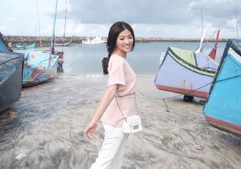 Dapat Penghargaan dari The Imaculata Awards 2017, Sarwendah Tampil Memukau Saat Terima Piala