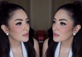 Berpenampilan Simpel Serba Putih, Nindy Tampil Cantik Kenakan Tas Seharga Motor Sport!