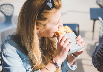 6 Jenis Makanan Ini Malah Bikin Perut Tambah Lapar Setelah Disantap