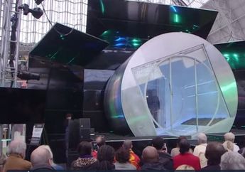 Unik Banget, Ruangan di Rumah Mungil Ini Bisa Berputar Seperti Mesin Cuci