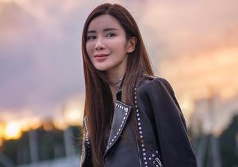 Tampil dengan Outfit Hitam, Ini Deretan Penampilan Modis Janda Konglomerat Jamie Chua, Siap-siap Terpesona deh!