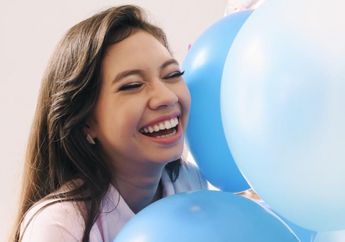 Sempat Hadiri Perayaan Ulang Tahun Kaisar Jepang, Seperti Ini Cantiknya Yuki Kato Dibalut Kebaya!