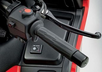 Karet Stang Motor Kamu Penuh Kerak dan Jamur? Ternyata Gampang Banget Cara Membersihkannya