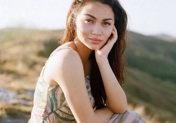 Bangun Tidur Ariel Tatum Langsung Gitaran Sambil Nyanyi Lagu Spanyol, Netizen: Nikmat Tuhan Mana Lagi ynga Kau Dustakan!