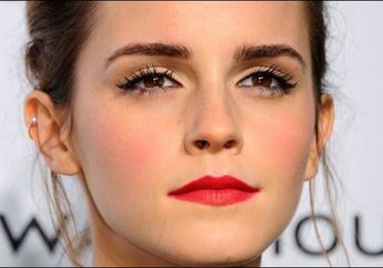 Punya Bibir Tipis? Lakukan Hal Simpel Ini Untuk Tampilanmu yang Makin Seksi dan Tebal