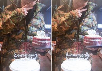 Chanyeol EXO Kasih Hadiah Branded Untuk Fans, Bikin Iri Deh!