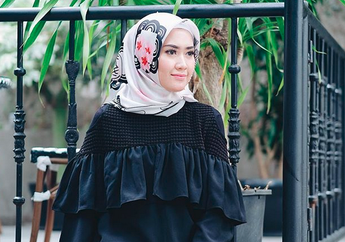 Selebgram Hijab dan Desainer Lulu Elhasbu Ungkap Tips Perawatan Hijab Bahan Satin dan Sutra 