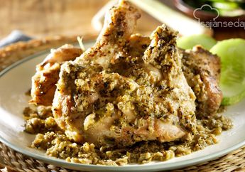 Pedasnya Ayam Bakar Lado Hijau Bikin Makan  Siangmu Ketagihan