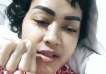 Selama di Rumah Sakit, Julia Perez Keranjingan Nonton Film Korea dan India