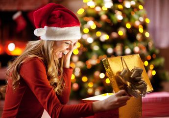 4 Inspirasi Kado Natal Fashionable Tanpa Harus Mikir Berapa Ukuran Sahabatmu, Siap Beli?