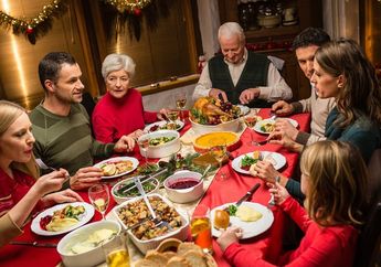 5 Tradisi Hidangan Natal Teraneh di Dunia, Sanggup Makan?