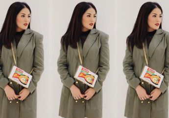 Menggemaskan dan Lucu, yuk Intip Gaya Nindy Ayunda Saat Memakai Busana Face Print