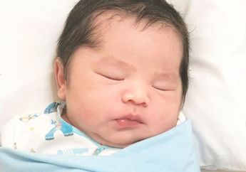 Oki Setiana Dewi Nggak Mau Pakai Babysitter