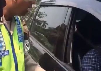 Heboh! Seorang Pengemudi Mobil Tidak Terima Ditilang, Ini Kalimat yang Ia Ucapkan Pada Polisi