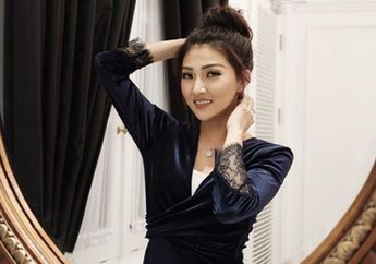 OMG! Unggah Foto OOTD, Ternyata Tas Ukuran Mini yang Dipakai Sarwendah Harganya Segini