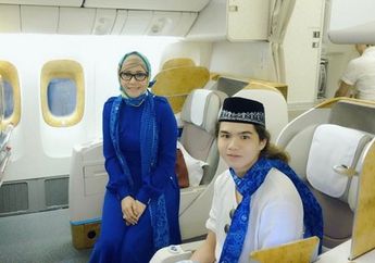 Ibadah Umrah, Wajah Maia Estianty Tetap Cantik Segar Mulus Awet Muda 