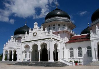 Peringatan 13 Tahun Tsunami Aceh, Ini Alasan Provinsi Terbarat Indonesia Itu Dijuluki Serambi Mekkah