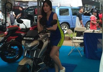 Wow! Pengakuan Gadis Cantik Asal Tangerang di Otobursa Tumplek Blek 2017, Tergantung Siapa yang 'Ngajak' 