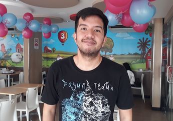 Payung Teduh Manggung Terakhir Bareng Is dan Comi Malam Ini