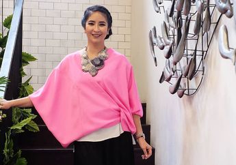 Lama Tak Muncul di TV, Ternyata Novita Angie Jadi Pengajar