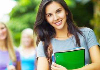 Kamu Masih Lanjutkan Studi, Resolusi Tahun Baru Ini Cocok Banget deh Buatmu