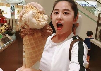 Awal Tahun 2018, Dewi Perssik Full Temani Putra Tercintanya