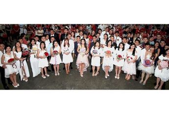 Unik Banget, Bukan Cuma Tanggal Lahir yang Sama, Kakak Beradik Ini Juga Menikah di Hari yang Sama!