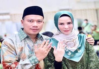 Digendong Vicky, Foto Prewedding Angel Lelga dan Vicky Prasetyo Bikin Netizen Bingung: Masa Prewed Pake Celana Kolor Doang?