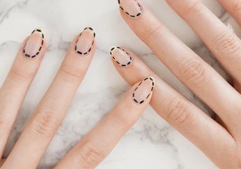 Tampilkan Warna Cantik Pada Kukumu dengan 3 Inspirasi Nail Art Simpel Ini