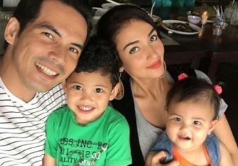 Cuma 38 Detik, Akhirnya Atalarik Syach Angkat Bicara Soal Gugatan Cerai 