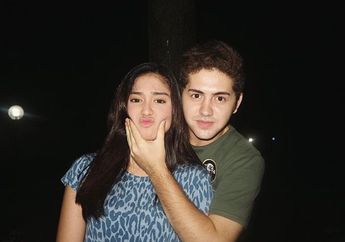 Cemal Faruk Cubit Pipi Ochi Rosdiana, Tangannya Digugat karena Sentuh Dada