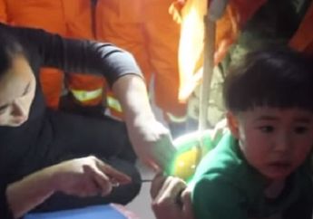 Tak Diawasi Orang Tua, Gadis Cilik Terjebak Di Dalam Mesin Cuci, Lihat Detik-detik Penyelamatannya