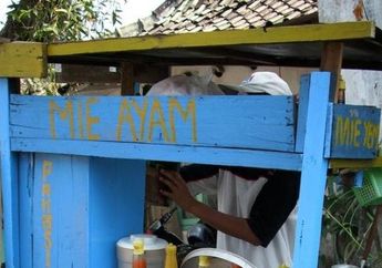 Penasaran Nggak Kenapa Kebanyakan Gerobak Mie Ayam Berwarna Biru? Ini loh Alasannya!