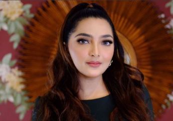 Berpose Ala Artis Mandarin Lawas, Ashanty Banjir Pujian Netizen: Mirip Istrinya IP Man!