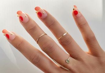 Tak Hanya Rambut dan Bulu Mata, Ternyata Terdapat Extension Untuk Kuku loh! Kayak Apa nih?