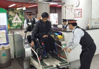 Mau Naik Kereta Api di Jepang, Ternyata Seperti ini Fasilitas Untuk Kaum Difabel