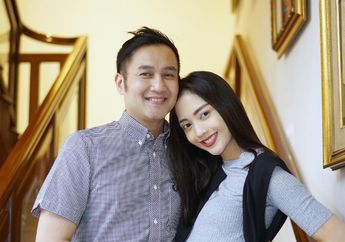 Berlibur ke Jepang, Begini Penampilan Ririn Dwi Ariyanti Sekeluarga yang Modis Banget, Yuk Intip!