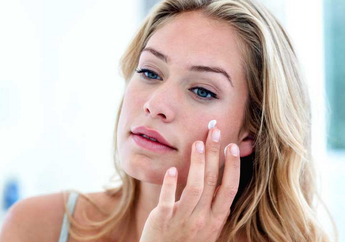 Rekomendasi Perawatan Kecantikan Untuk Menjaga Kelembapan Kulit dari Clinelle Melalui Kampanye Protect and Revive 