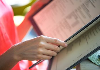 Waduh, Ternyata Para Chef Nggak Pernah Mau Pesan Menu Ini Saat Makan di Restoran, Kenapa ya?